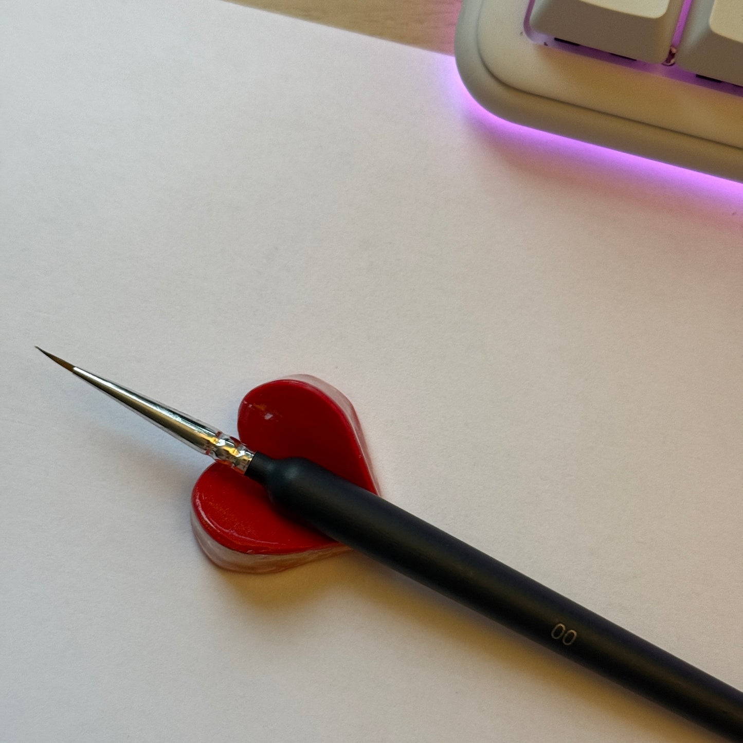 Plastic Love Pen/Pencil/Brush Holder